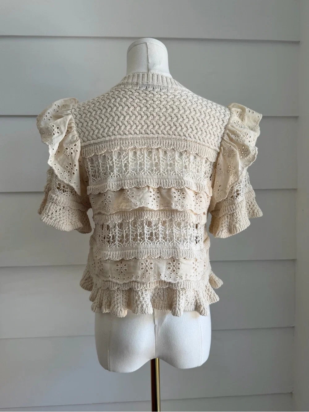 Zara Textured Crochet Knit Top with Ruffles size S